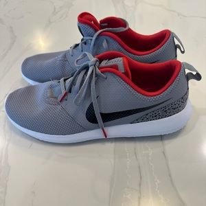 Nike Roshe golf shoe size 11.5